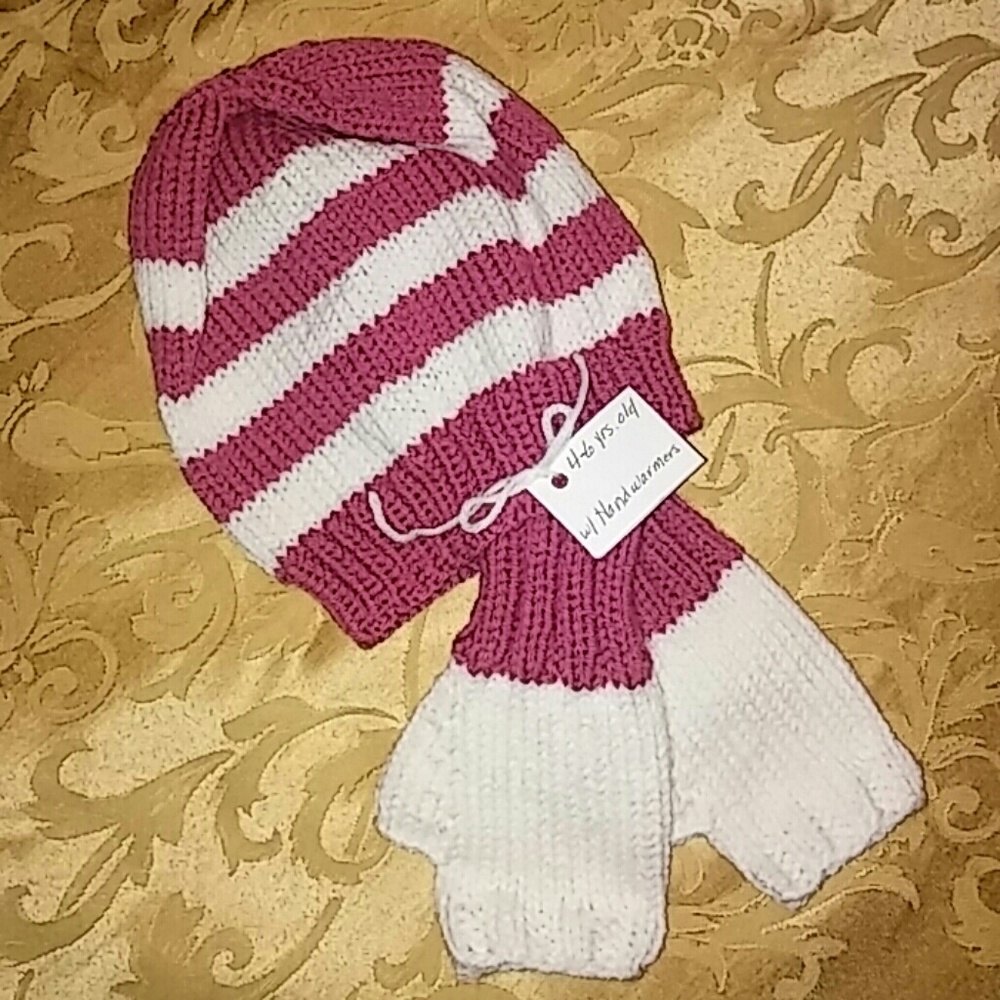 Winter hat and handwarmers set